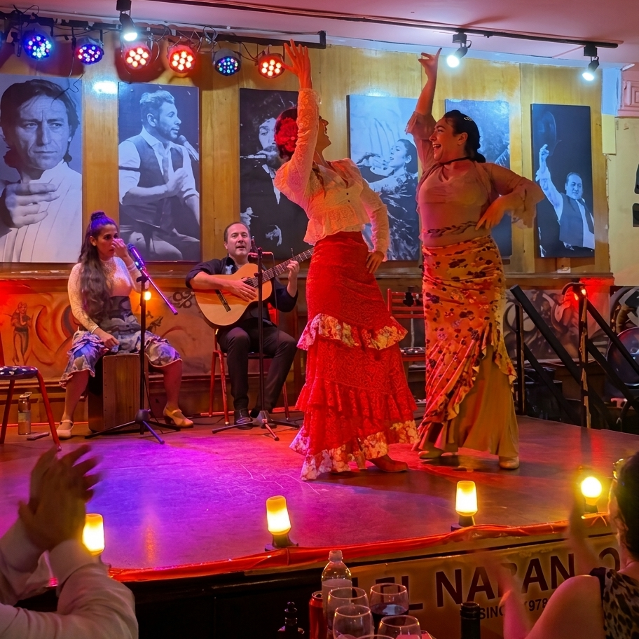 Cena show flamenco con musicos en vivo y toda la magia de las bailaoras